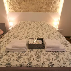 Cozy Old Town - Free Minibar Appartement